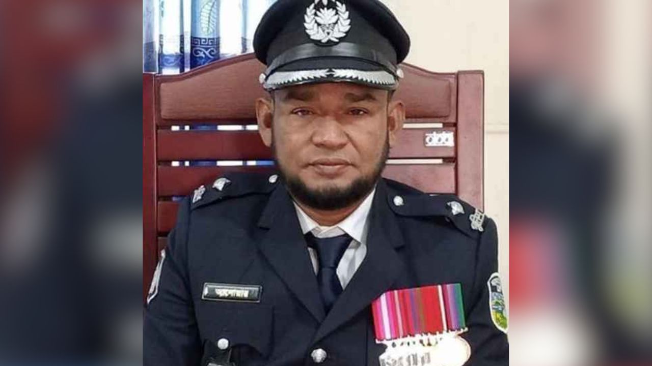 ৬ মাসের যমজ শিশুসহ মাকে হাজতে আটকের ঘটনায় ওসি প্রত্যাহার